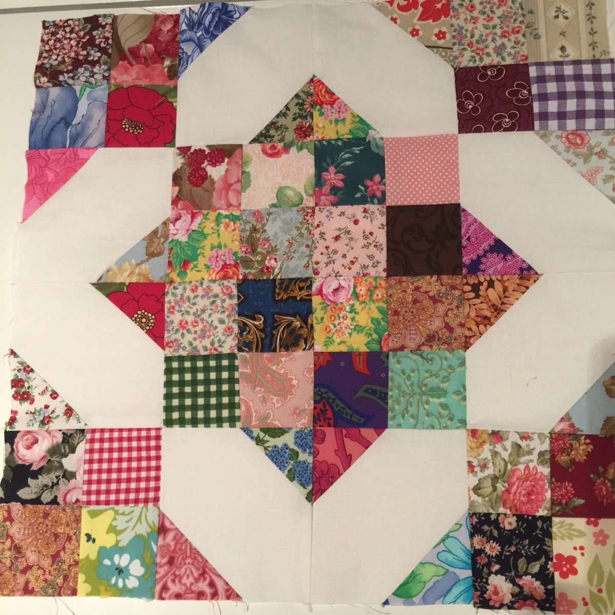 arkansas-cross-road-quilt-block-tutorial-susies-scraps