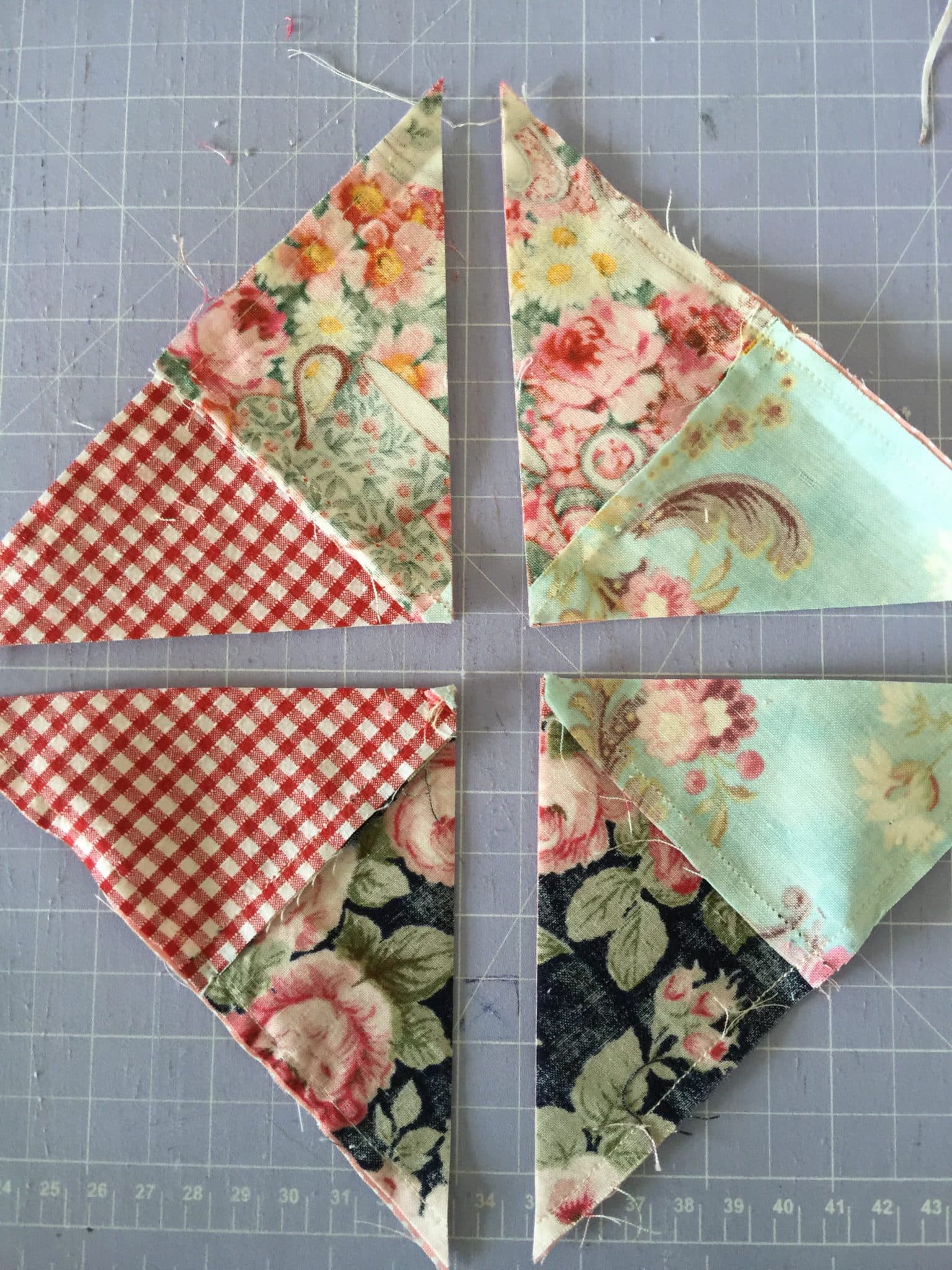 Double Pinwheel Block Easy Scrappy Style Tutorial