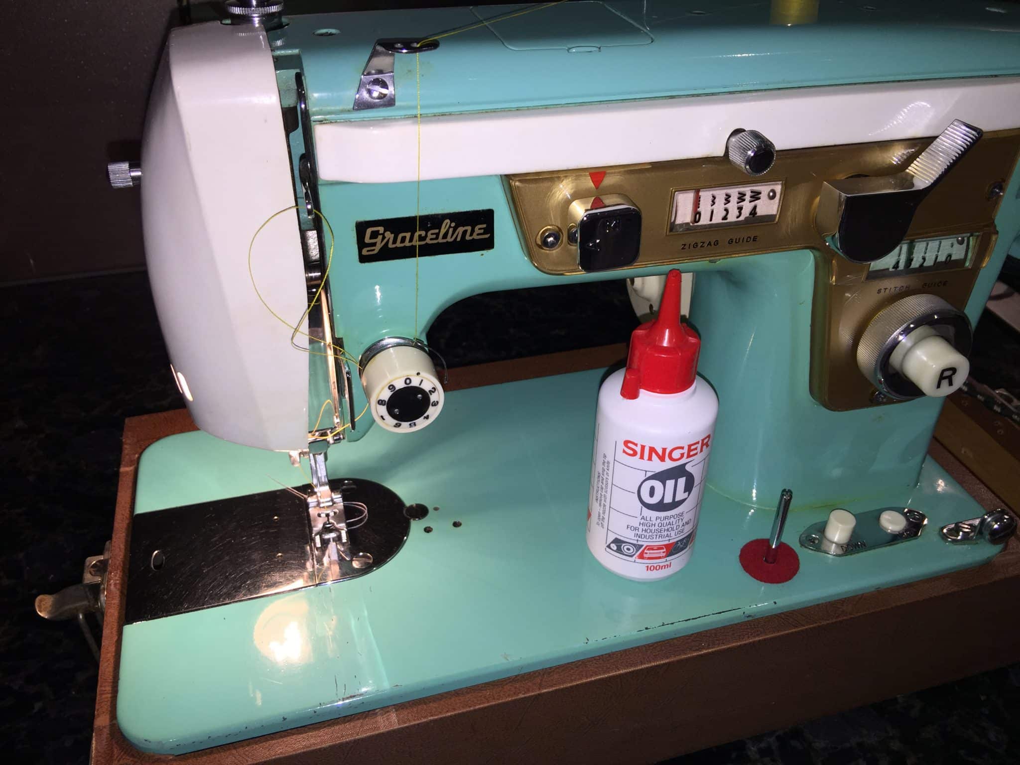 Vintage Antique sewing machines Archives Page 6 of 24