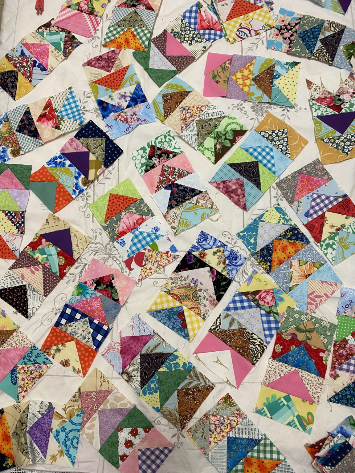 Gaggles Of Flying Geese Quilt Blocks | susies-scraps.com