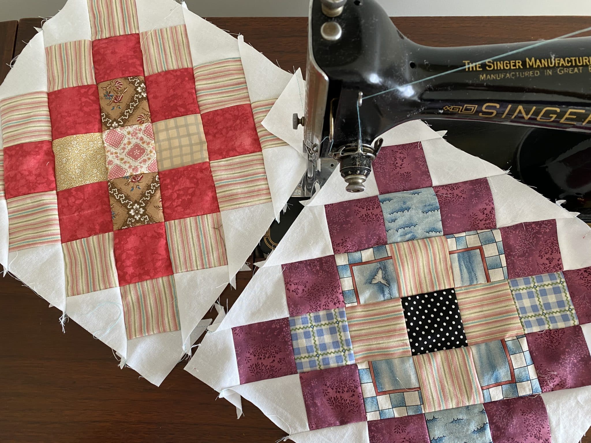 Scrap Great Granny Squares Quilt Revival | susies-scraps.com