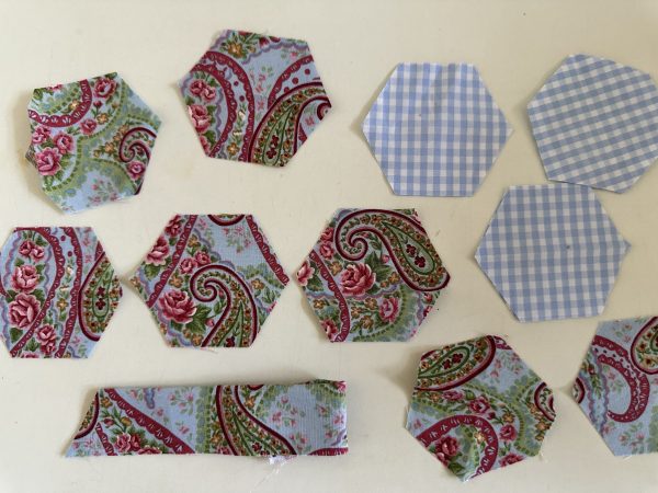 Cut Hexagons from Strips susies-scraps.com